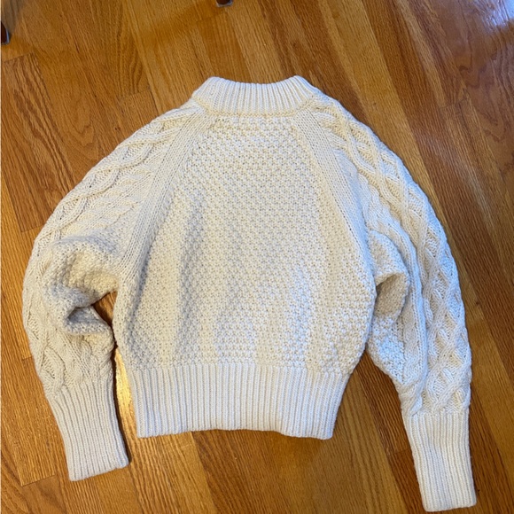 Cozy Cable Knit Sweater - Picture 4 of 5